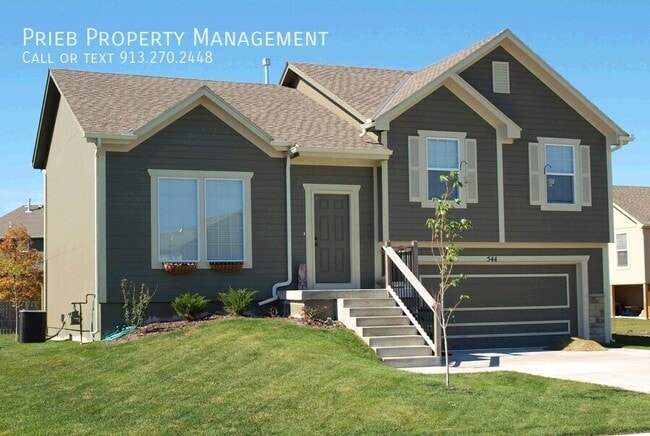 Building Photo - 534 N Poplar St