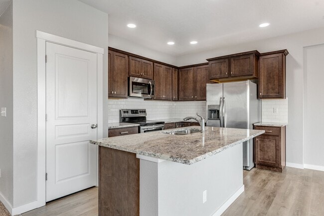 Building Photo - Modern 4-Bedroom Home in Meridian – Spacious Layout + Great Location