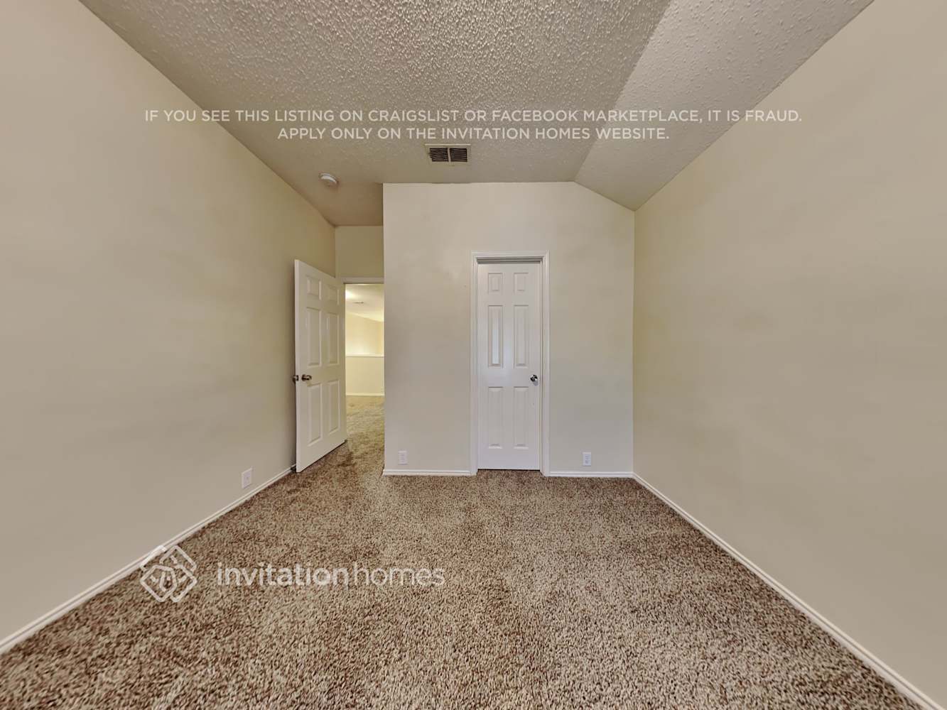 Building Photo - 1900 Fairhaven Ct