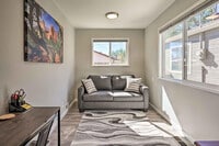 Building Photo - 1217 Falcon Ave