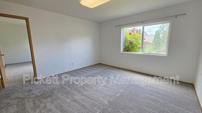 Building Photo - 11615 Breckenridge Ln NW
