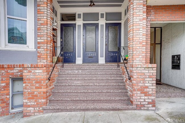 Building Photo - 1342 11th Ave