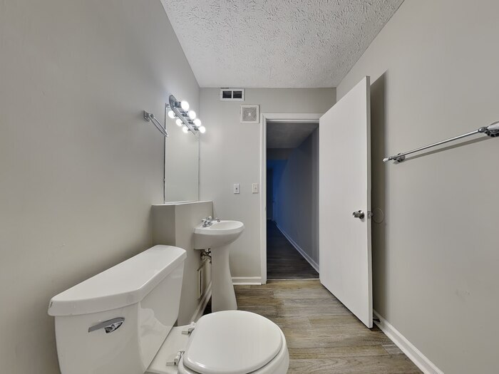 Building Photo - 6305 Beaver Creek Trail