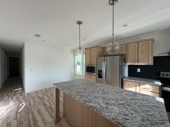 Building Photo - 118 Leopard Ln