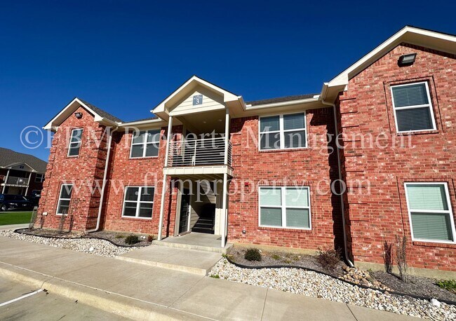 Primary Photo - Hidden Creek Townhomes, Unit 311 - Gorgeou...