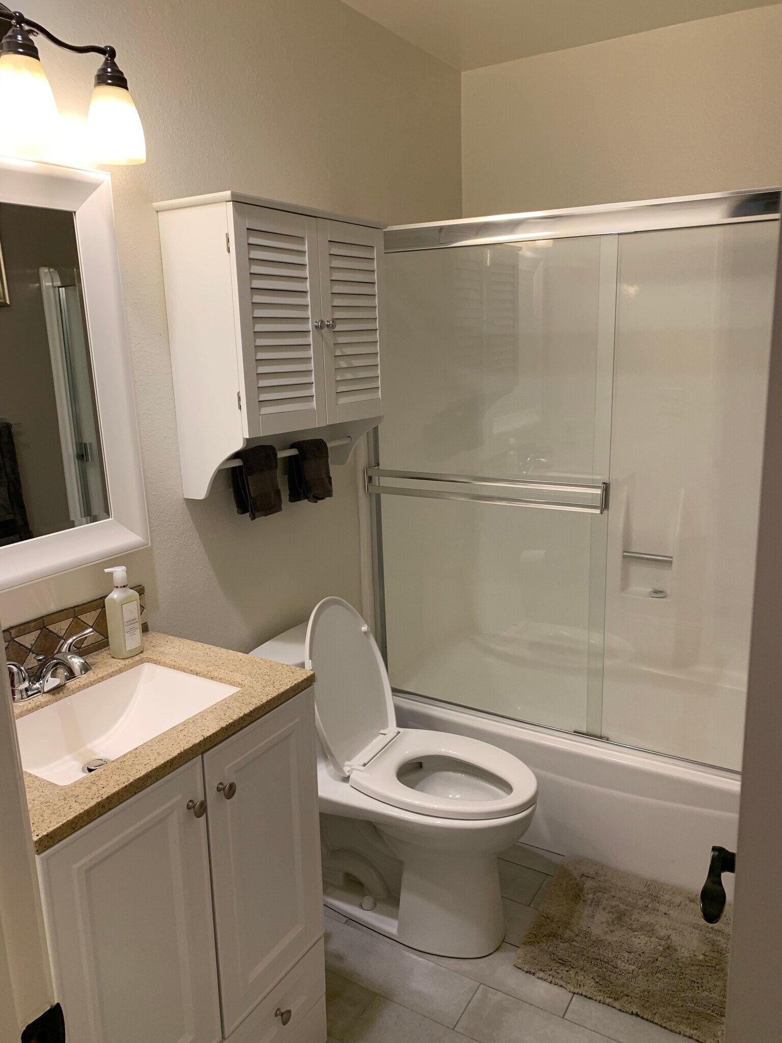 guest bathroom - 1128 11th St