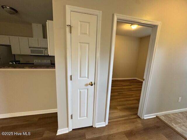 Building Photo - 130 Oak Towne Dr