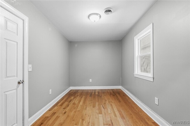 Building Photo - 2342 Seneca St