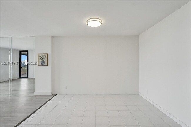 Building Photo - 1600 S Ocean Dr