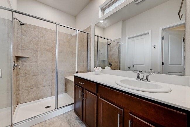 Building Photo - 11820 Sandy Lodge Ct