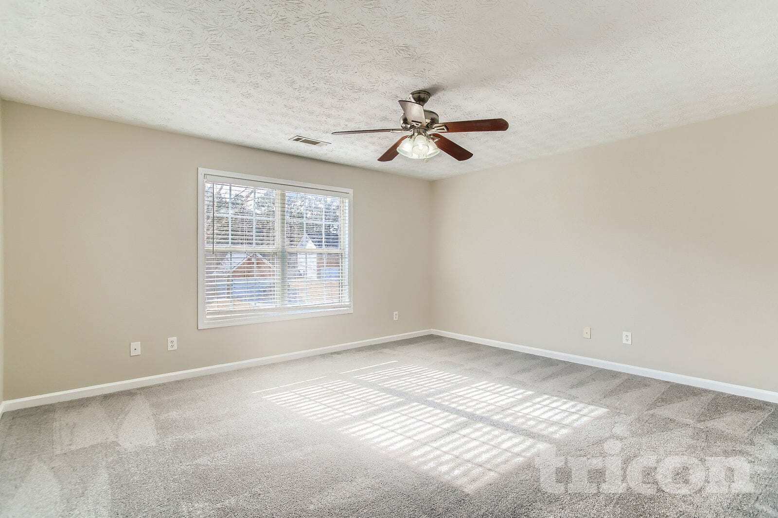 Building Photo - 35 Trelawney Ln