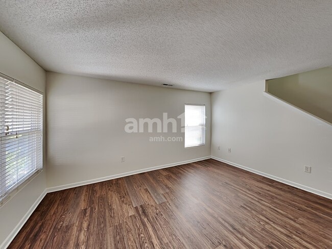 Building Photo - 441 Tribune Dr