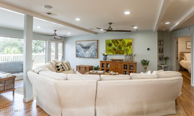 Building Photo - 55 Coosaw River Dr