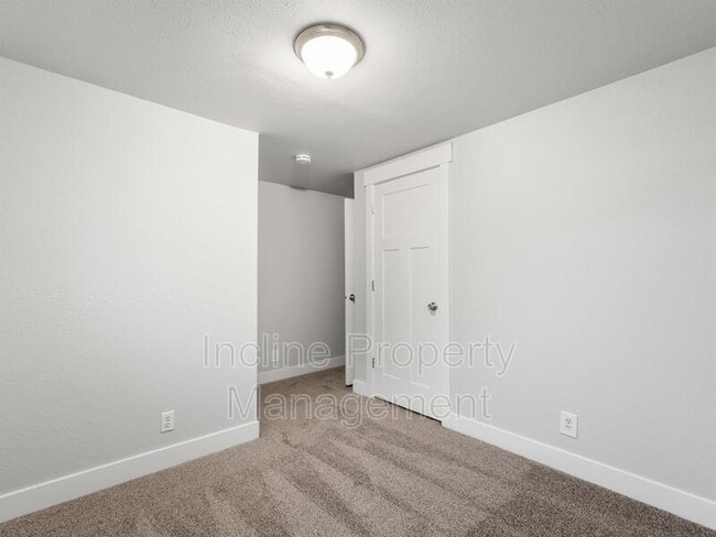 Building Photo - 1117 N 980 W St
