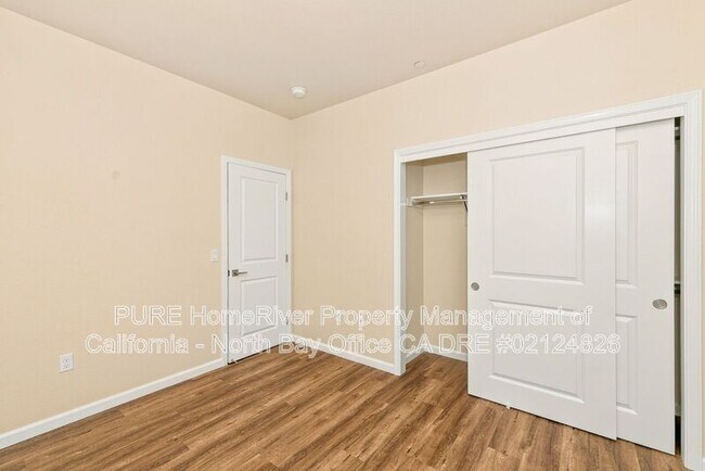 Building Photo - 1665 Hopper Ave