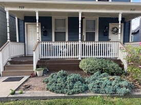 Building Photo - 939 Prospect St