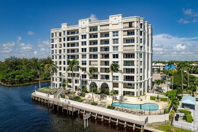 Primary Photo - 2880 NE 14th Street Causeway