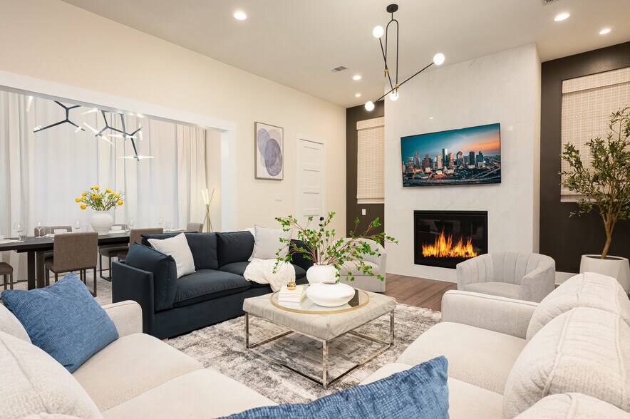 Building Photo - 917 Thompson St