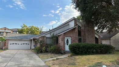 Building Photo - 17411 Chicory Dr
