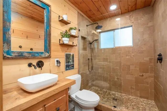 Building Photo - 53654 Rd 432