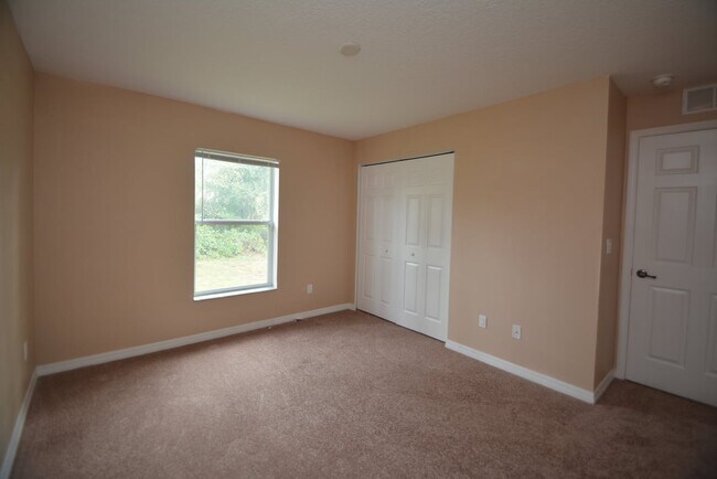 Building Photo - 27 Porcupine Dr