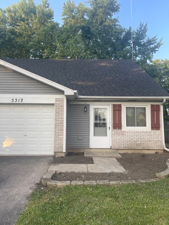 Primary Photo - 3312 Fox Hill Rd