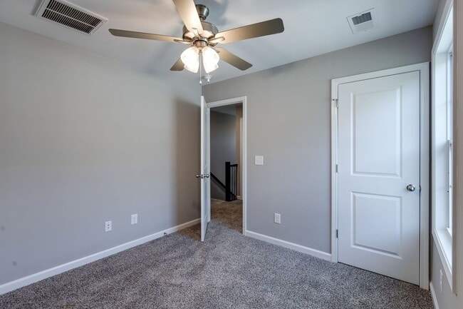 Building Photo - 1 Year of FREE Alarm Monitoring! 3 Bedroom with 2 Baths!