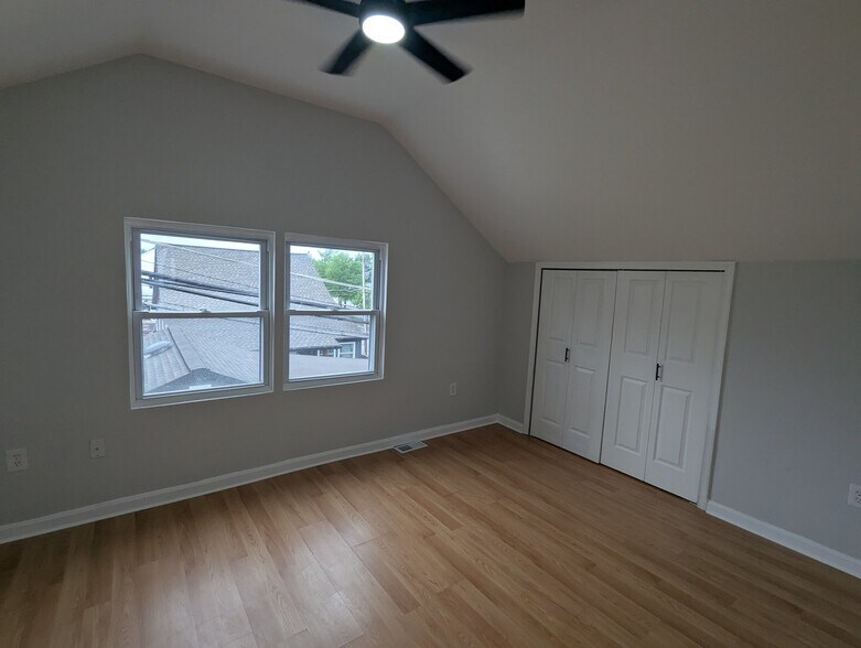 Building Photo - 5504 Carville Ave