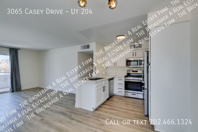 Building Photo - 3065 Casey Dr