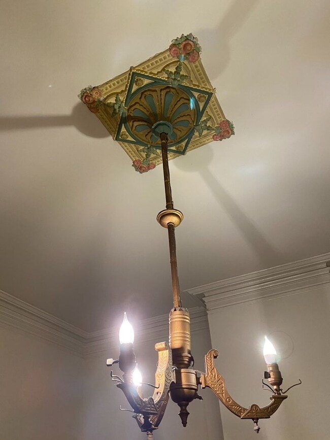 Building Photo - 190 W K St