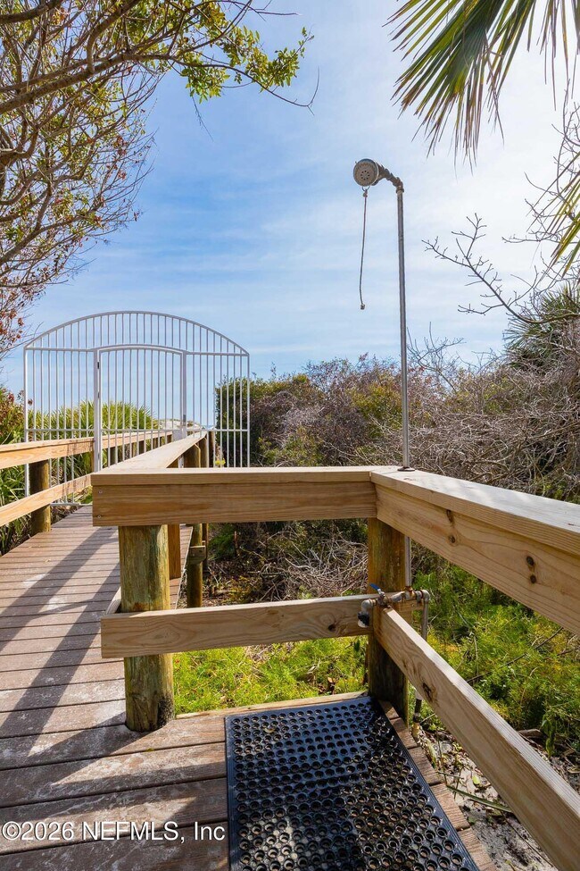 Building Photo - 4 Ocean Trace Rd