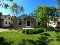 Building Photo - Very Clean Royal Oak Ranch