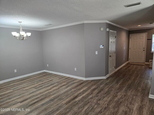 Building Photo - 1500 Calming Water Dr