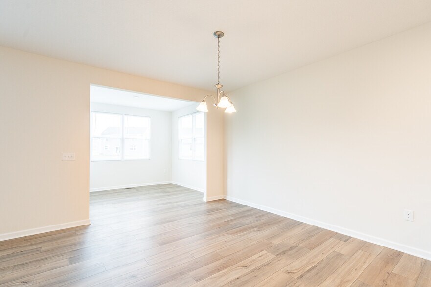 Building Photo - 205 Whitetail Trl