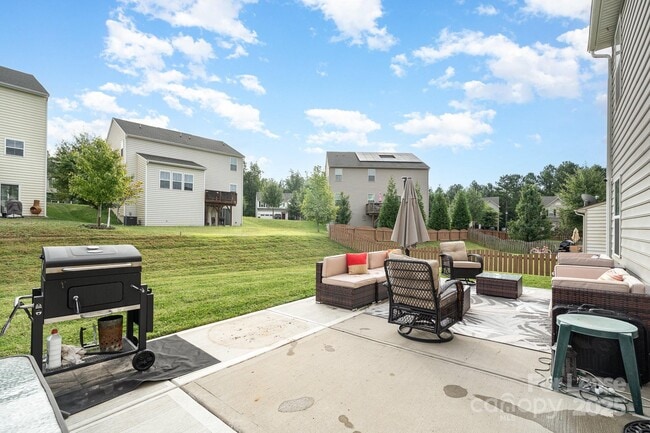 Building Photo - 3531 Ettrick Pl