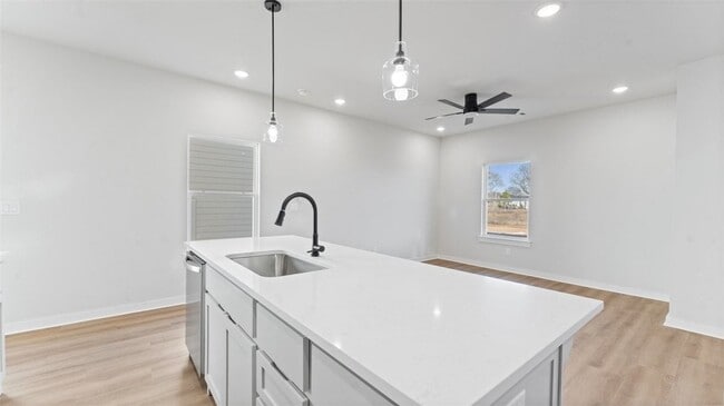 Building Photo - 1706 Cuppett Cir