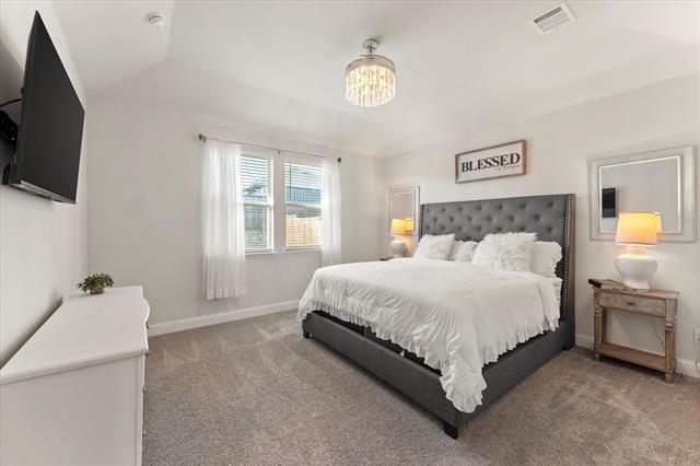 Building Photo - 1216 Johnson Dr