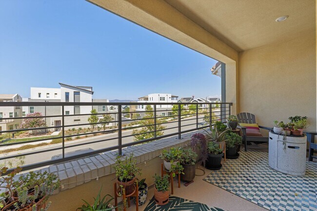 Building Photo - 27233 W Red Willow Ct