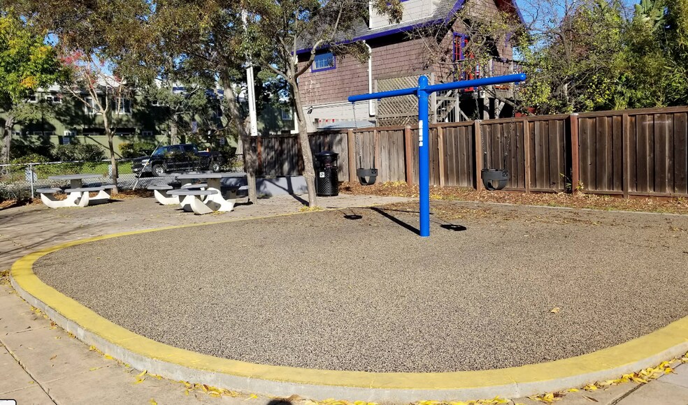 Park - 6115 Fremont St