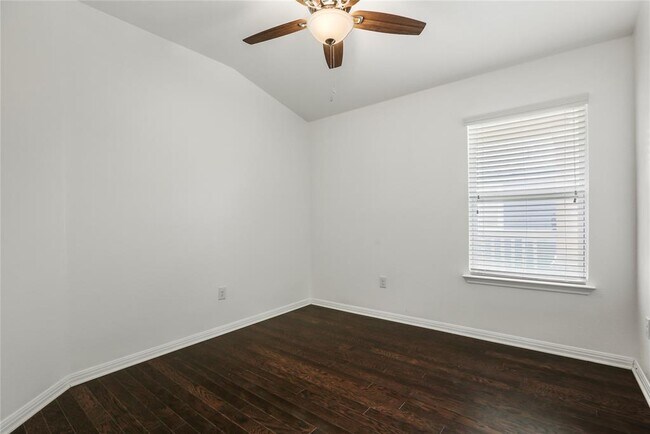 Building Photo - 18105 Bandelier Dr