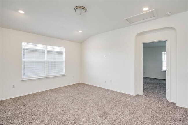 Building Photo - 6508 Carriage Pines Dr