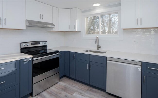 Building Photo - 109 Haskins Ave