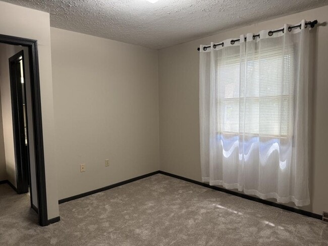 Building Photo - 2500 Cleveland Rd