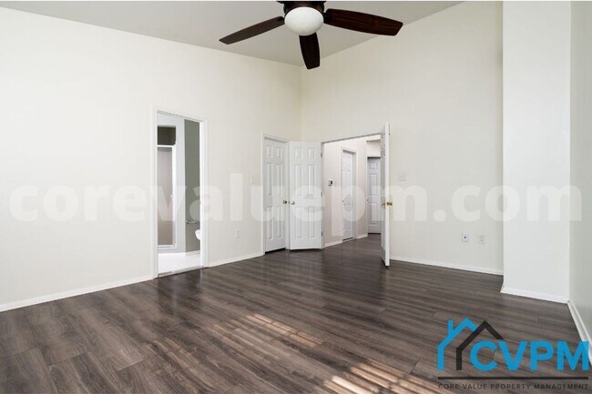 Building Photo - 7679 Blueberry Hill Ln