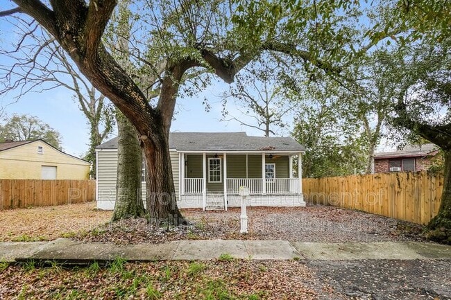 Building Photo - 2679 Oregon Ave