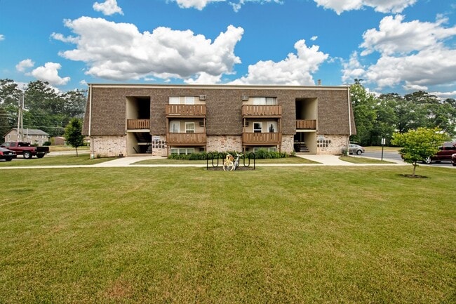 Building Photo - Studio Apartment