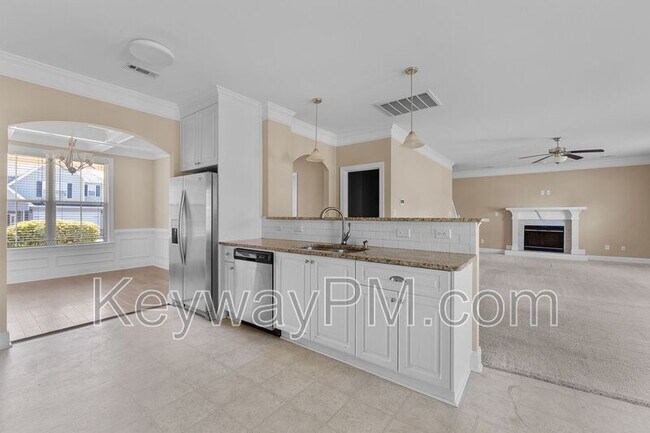 Building Photo - 261 Crown Heights Way