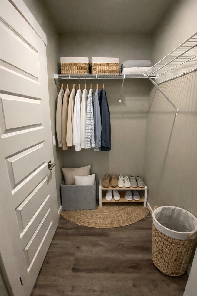 Building Photo - CC, LLC - Bldg 20