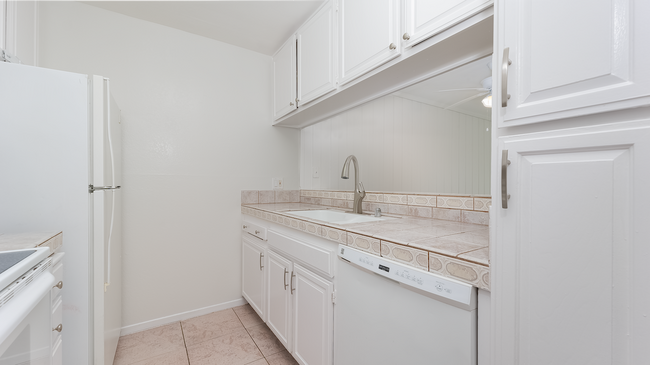 Building Photo - 999 N Pacific St