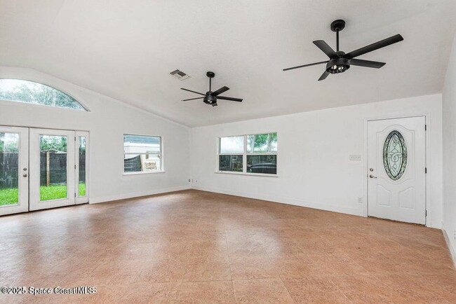 Building Photo - 4085 Cypress Bend